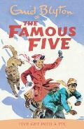 Famous Five 17 Five Get Into A Fix