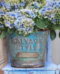 Country Living Salvage Style Decorate with Vintage Finds