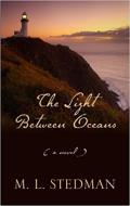 The Light Between Oceans - Large Print Edition